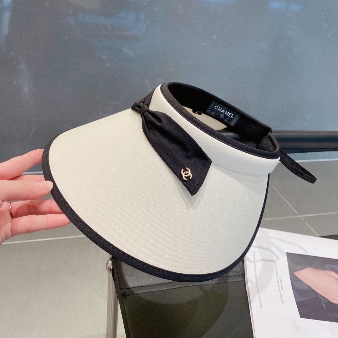 CC BOW TIE VISOR HAT WHITE