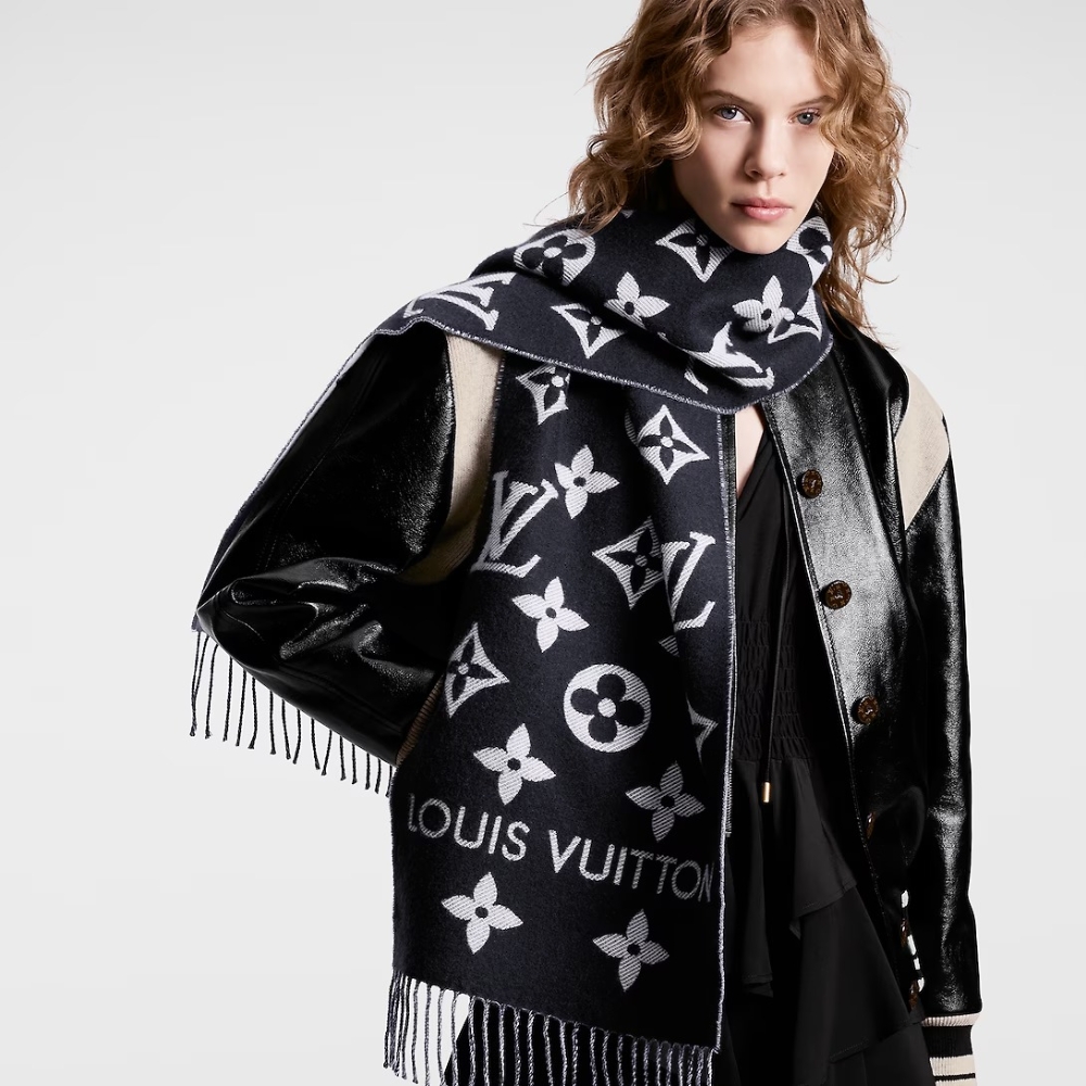 LV LV MONOGRAM ESSENTIAL SCARF ENCRE BLACK M77853
