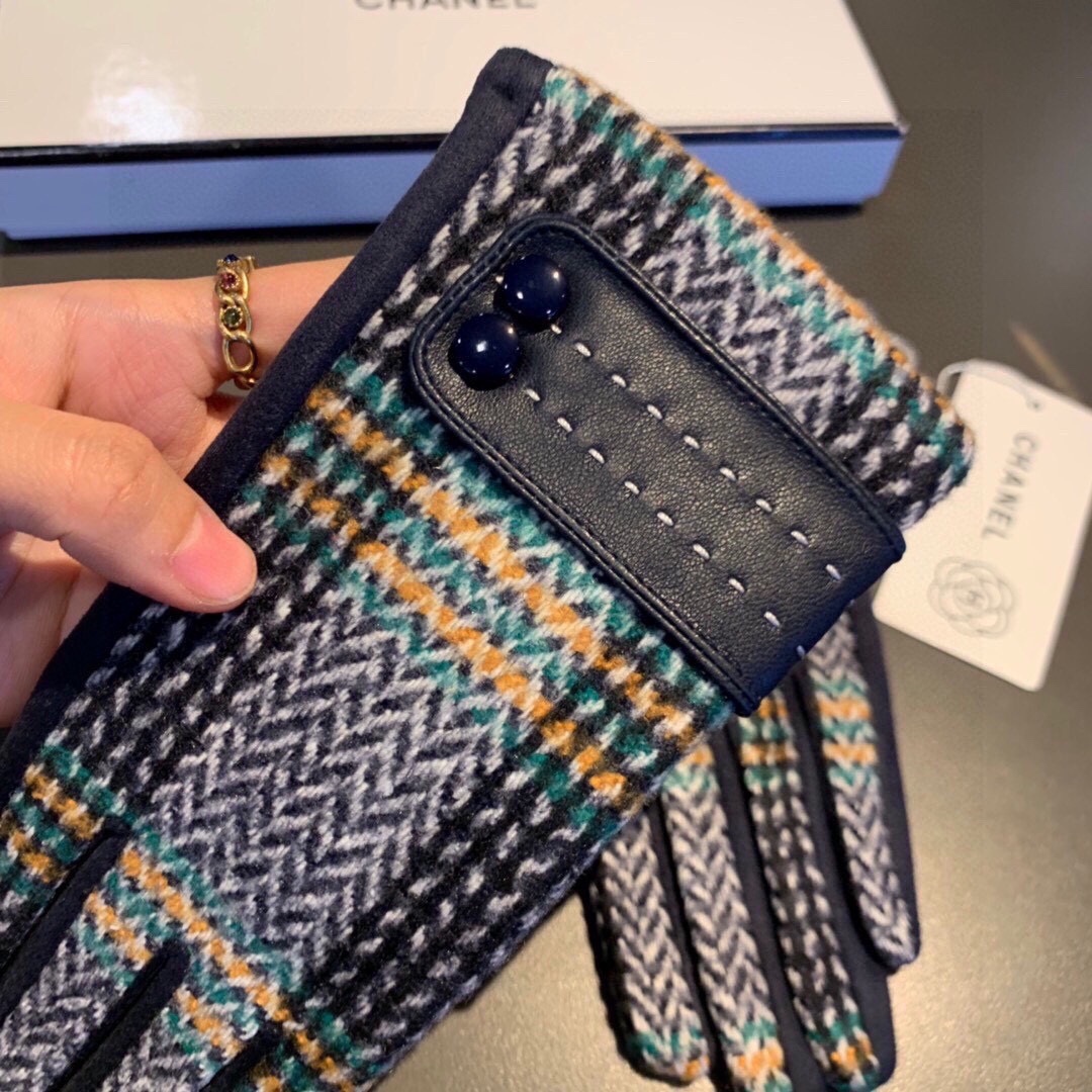 CC LEATHER STRIPED WOOL GLOVES IN BLUE