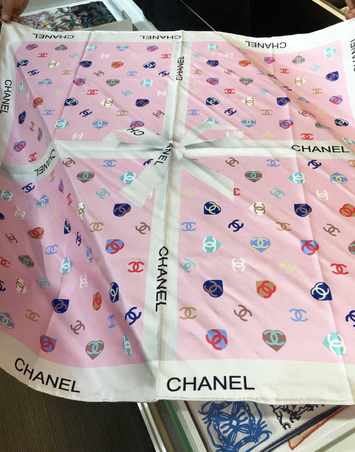 CC CC HEARTS LETTER MONOGRAM LOGO BOW PRINT SCARF PINK