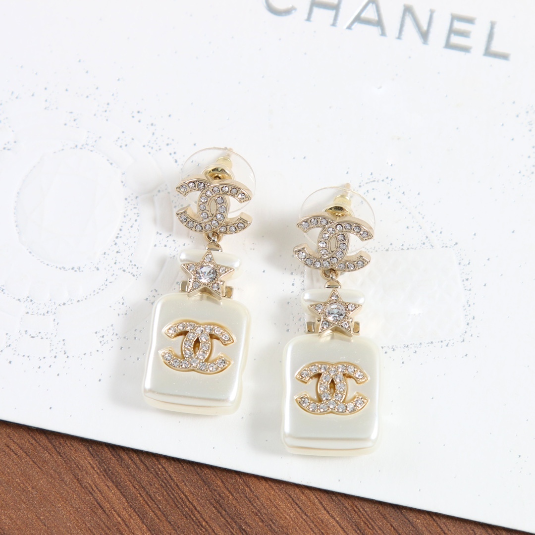 CC CC CRYSTAL EARRINGS