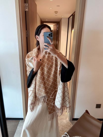 CC CASHMERE SHEARLING SCARF BEIGE