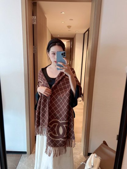 CC CASHMERE SHEARLING SCARF BROWN