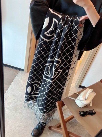 CC CASHMERE SHEARLING SCARF BLACK