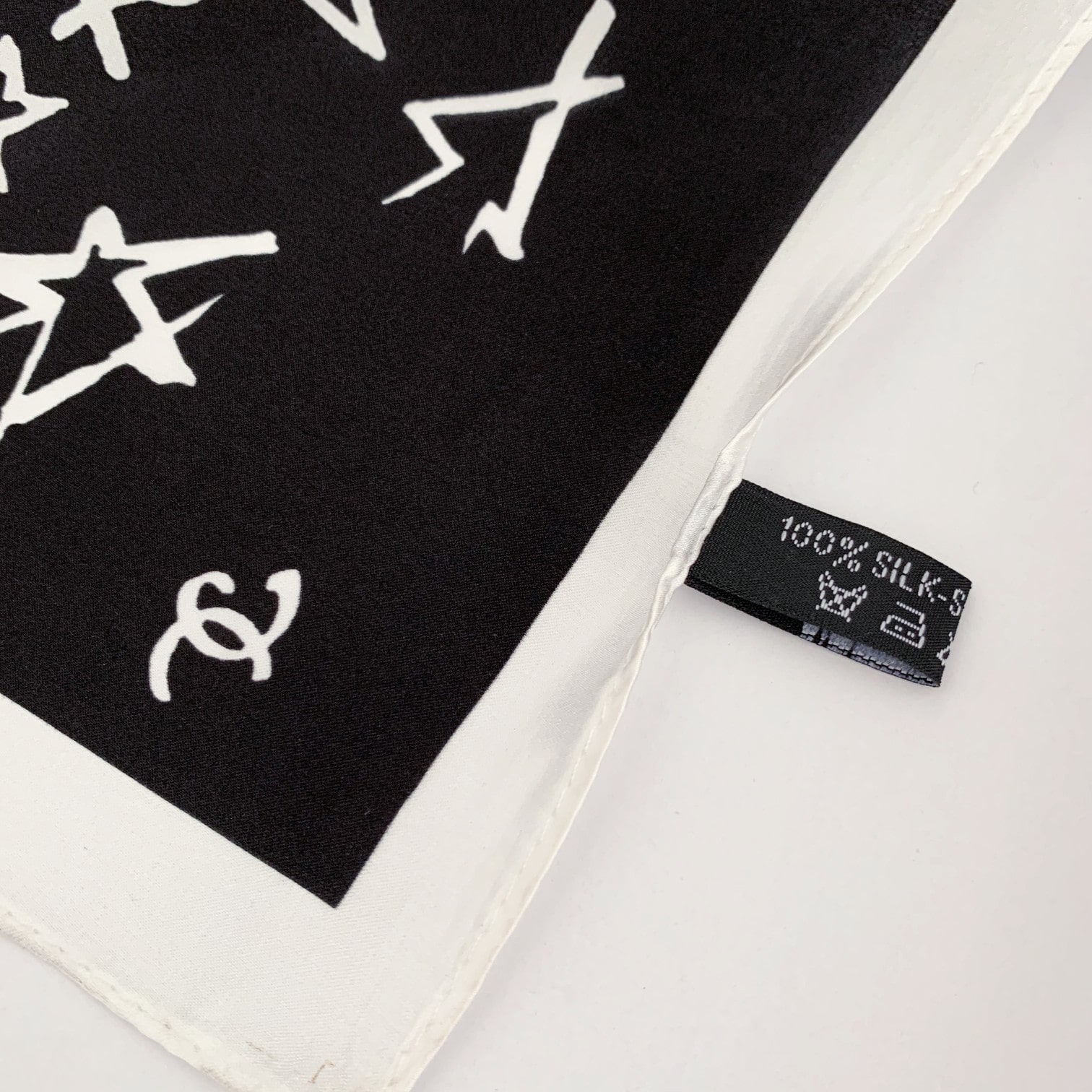 CC SILK CC STAR SCARF BLACK