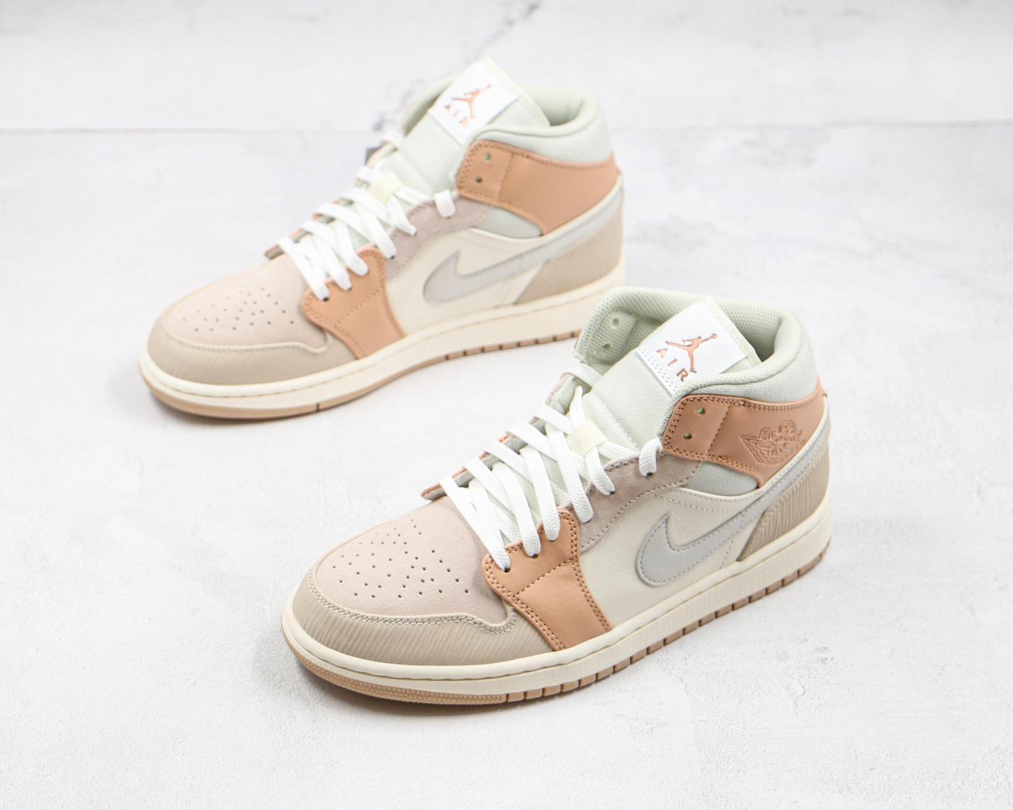 Designer Air Jordan 1 Mid CV3044 100