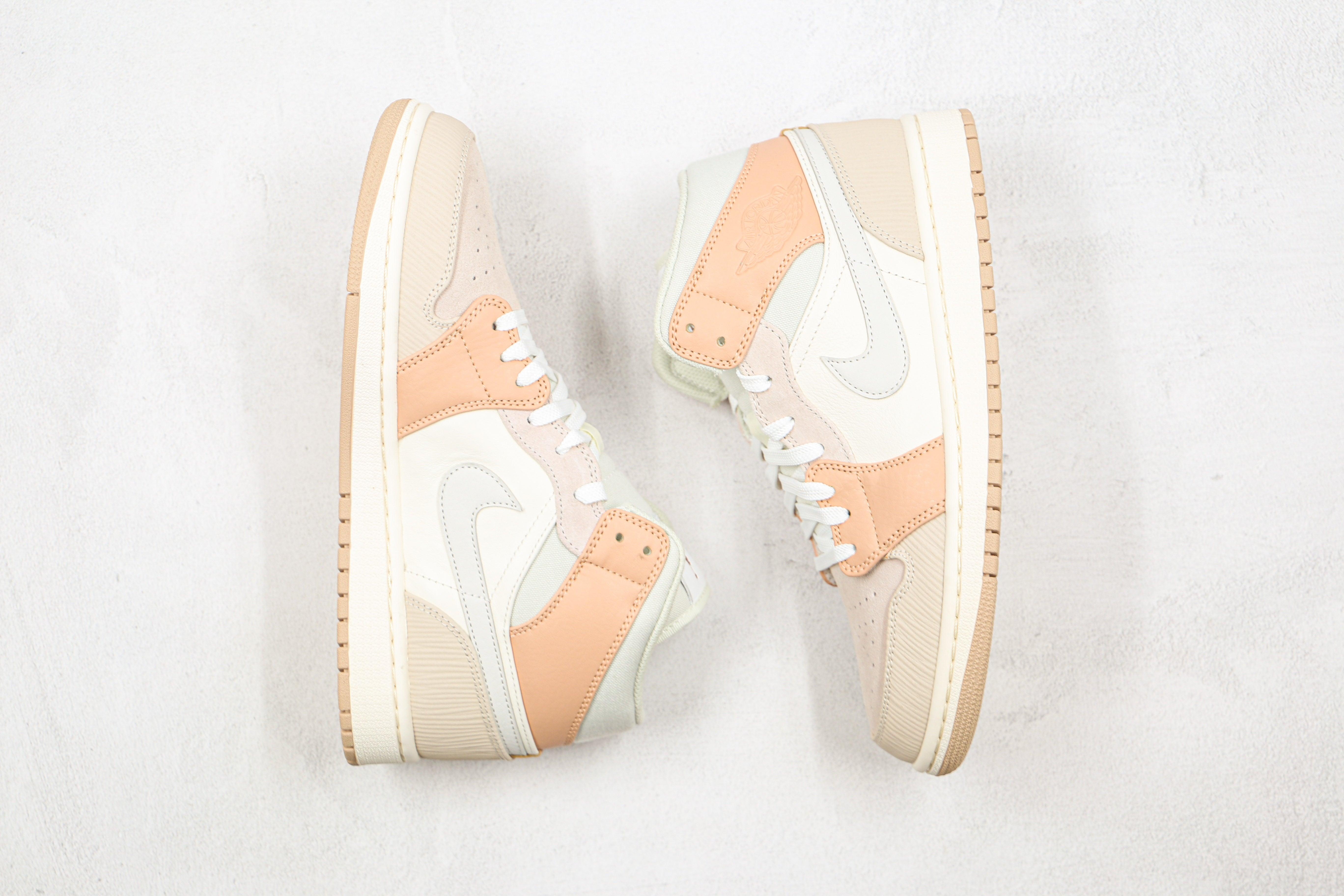 Designer Air Jordan 1 Mid CV3044 100