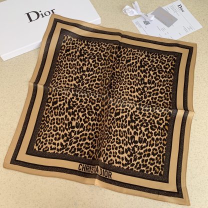 DOR DORTWIN MIZZA SQUARE SCARF BEIGE