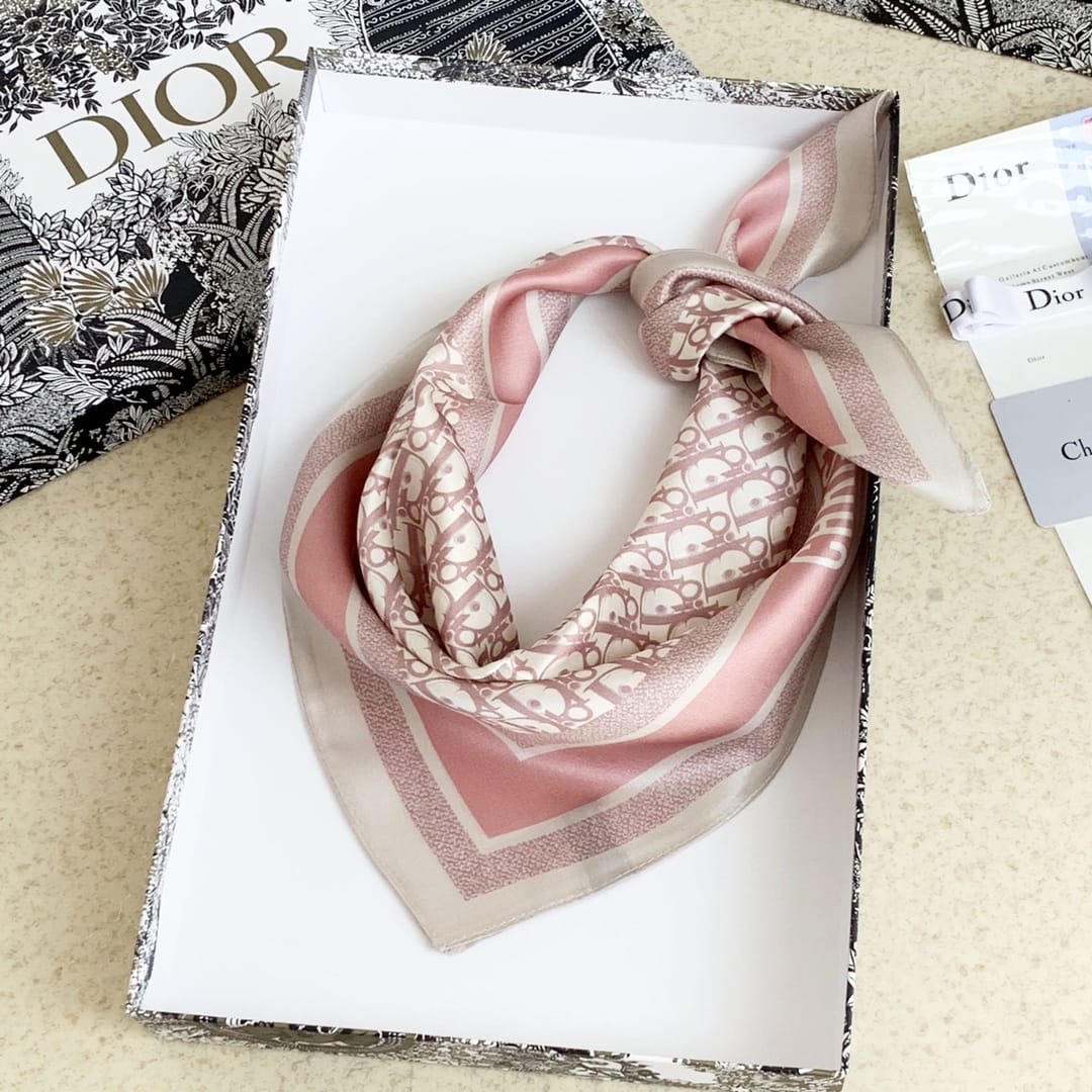 DOR OBLIQUE DORTWIN 70 SQUARE SCARF PINK