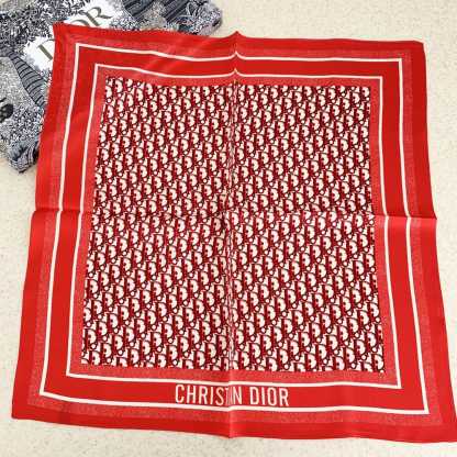 DOR OBLIQUE DORTWIN 70 SQUARE SCARF RED