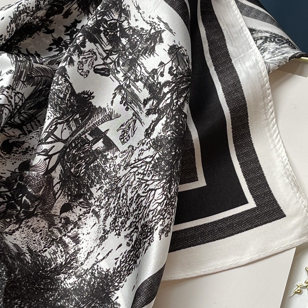 DOR TOILE DE JOUY SAUVAGE SCARF BLACK
