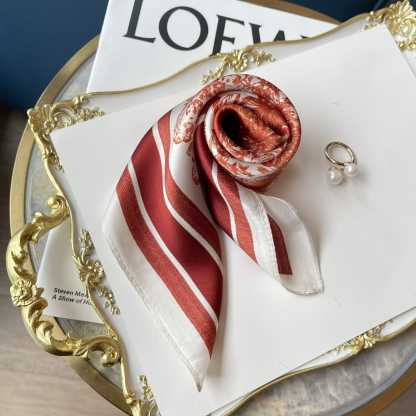 DOR TOILE DE JOUY SAUVAGE SCARF RED