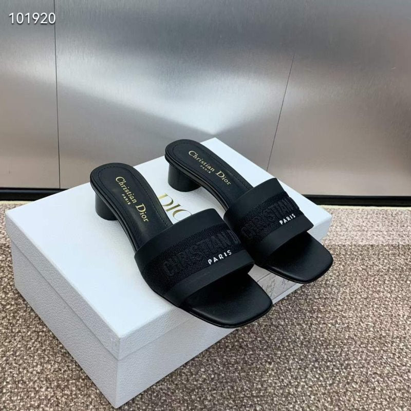 Dior CD Embroidery Sandals SH010141
