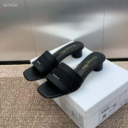 Dior CD Embroidery Sandals SH010141