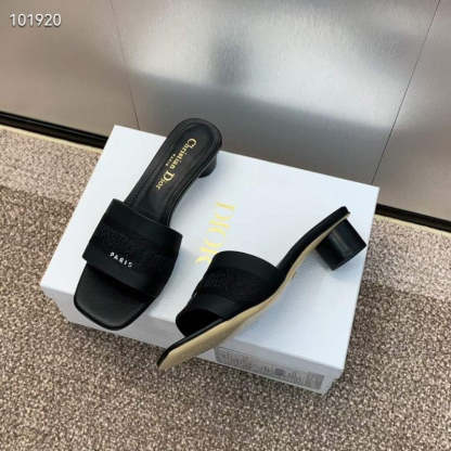 Dior CD Embroidery Sandals SH010141