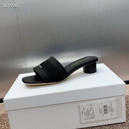 Dior CD Embroidery Sandals SH010141