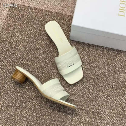 Dior CD Embroidery Sandals SH010149
