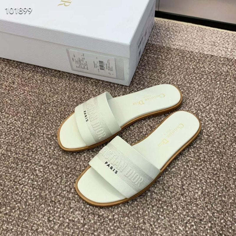 Dior CD Embroidery Sandals SH010150