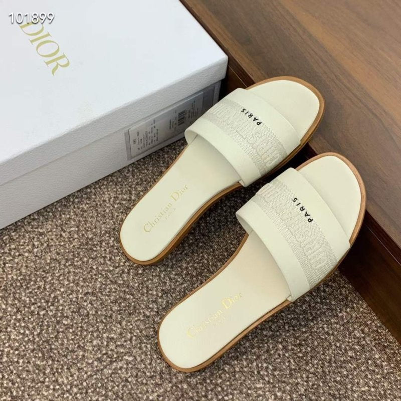 Dior CD Embroidery Sandals SH010150