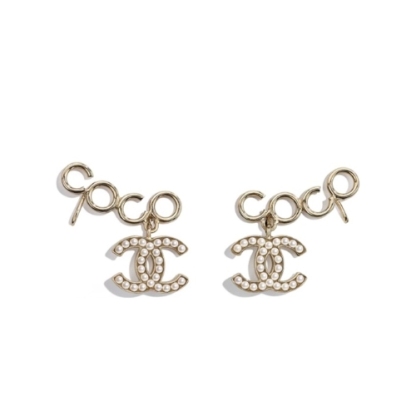 CC METAL PEARL CC COCO CLIMBER CLIP ON EARRINGS GOLD