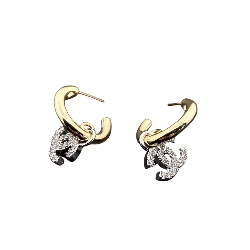 CC PEARLS CC LOGO EARRINGS