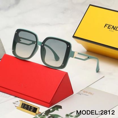 FD GRADIENT GREEN SQUARE SUNGLASSES
