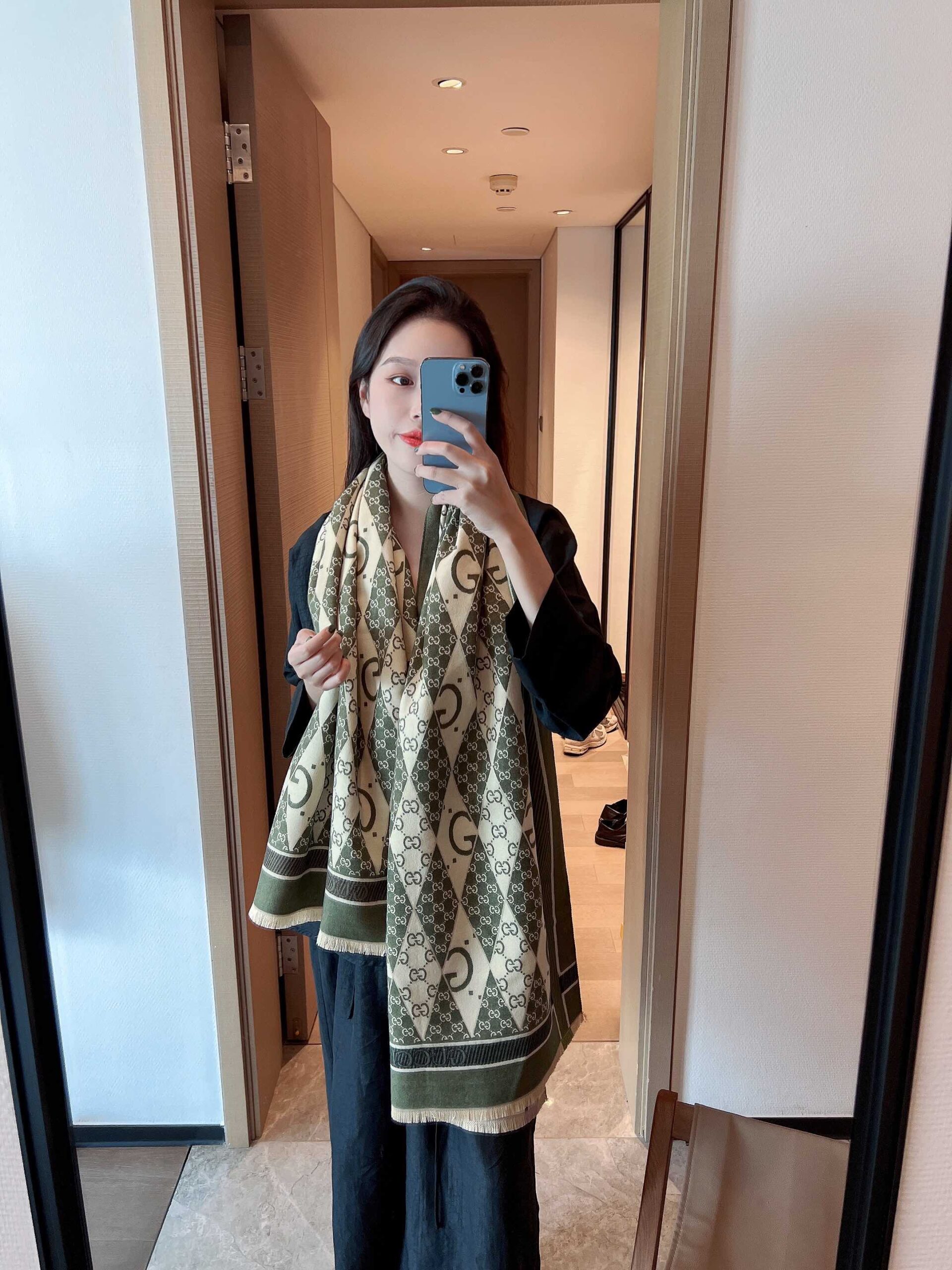 GG GG PATCHWORK BACKGAMMON PRINT SCARF GREEN