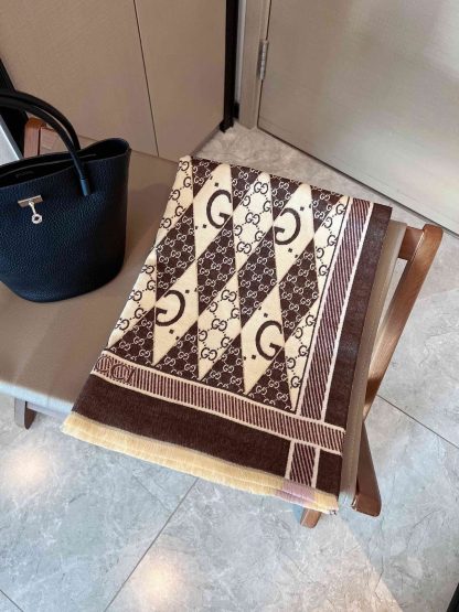 GG GG PATCHWORK BACKGAMMON PRINT SCARF BROWN