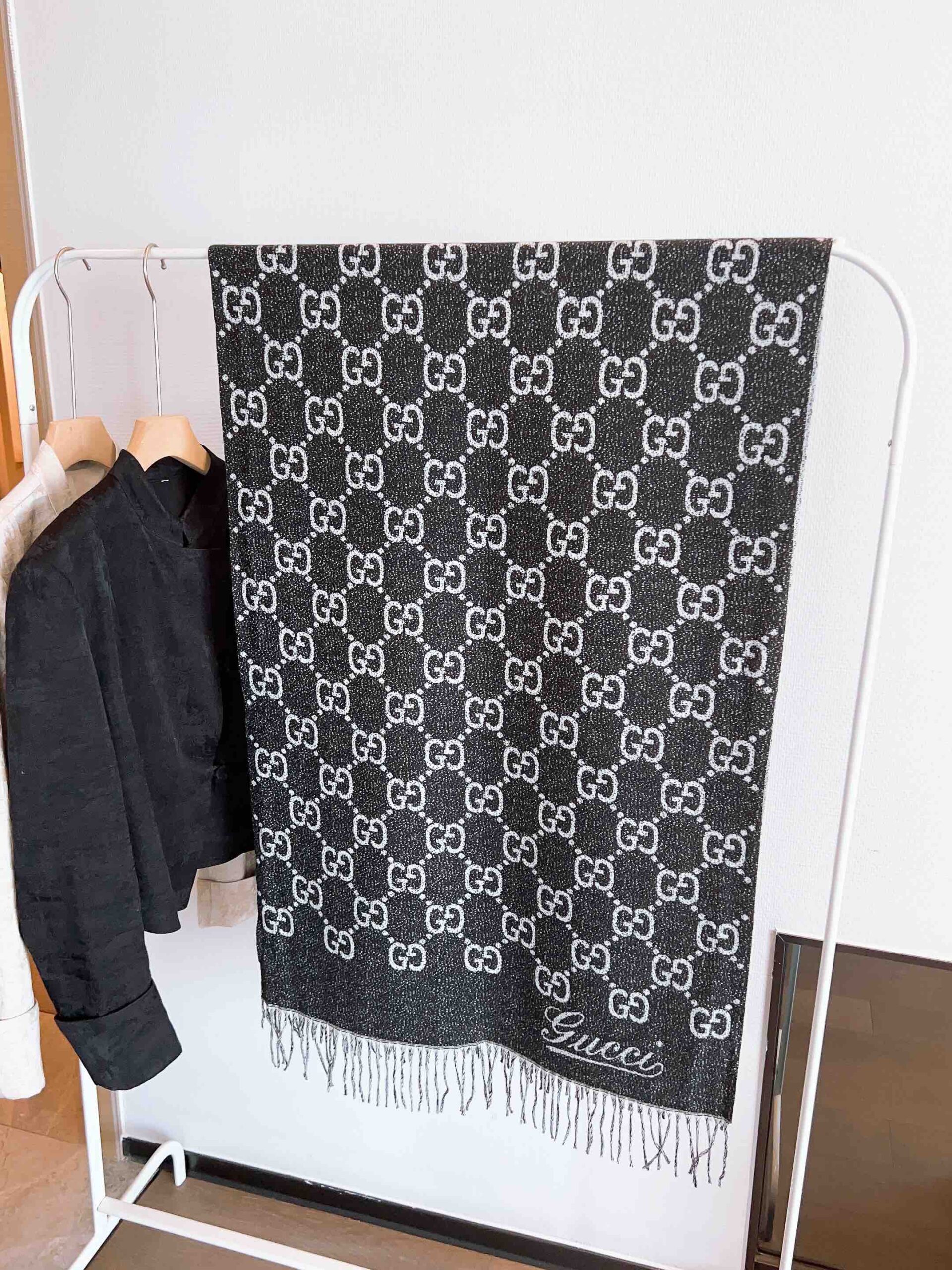 GG GG JACQUARD WOOL SCARF BLACK AND WHITE