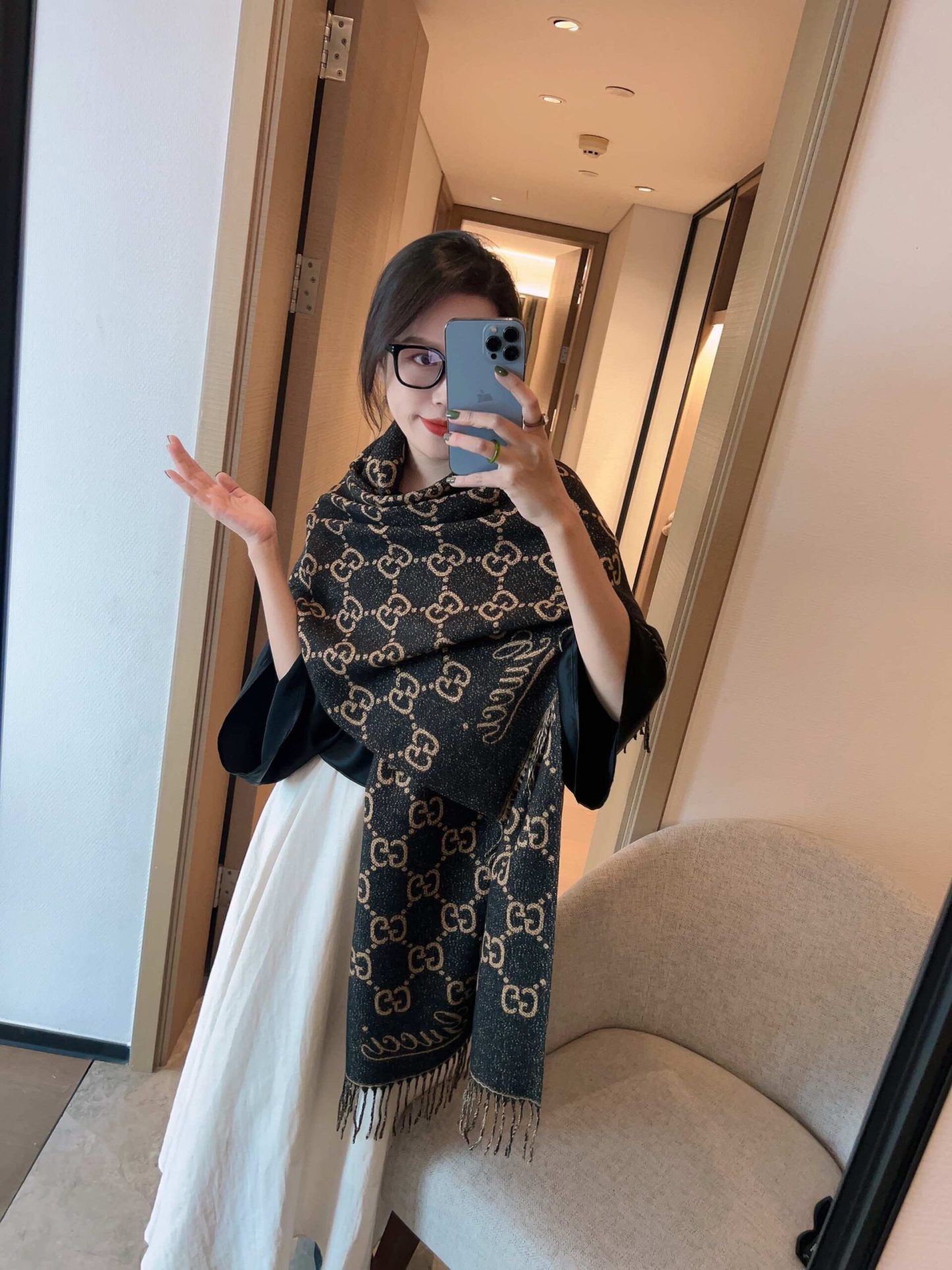 GG GG JACQUARD WOOL SCARF BLACK AND BEIGE