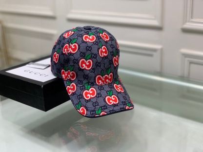 GG GG APPLE BASEBALL CAP GREY