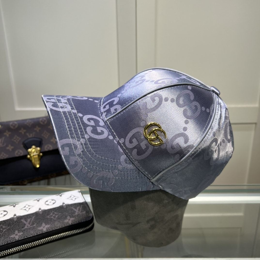 GG GG MONOGRAM GOLD LOGO BASEBALL CAP GREY
