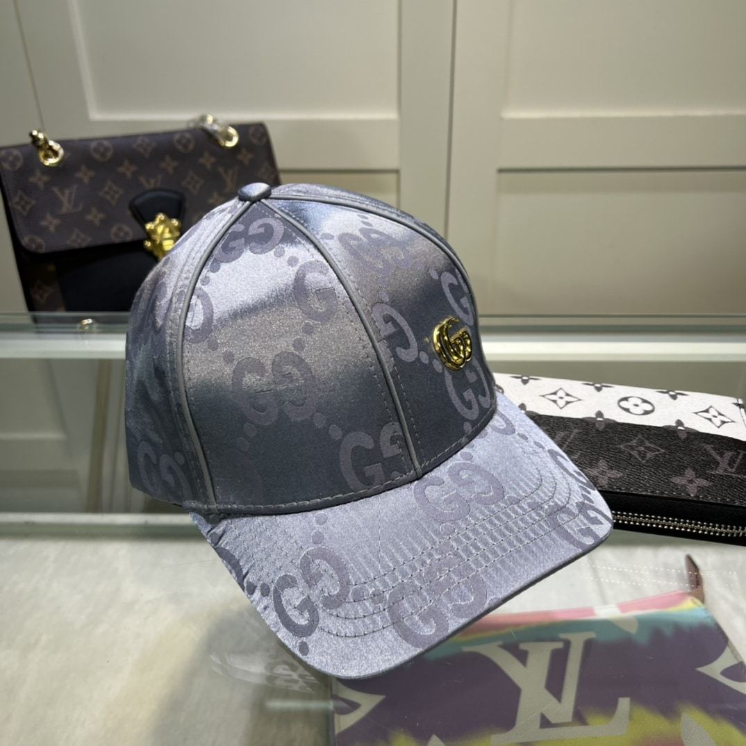 GG GG MONOGRAM GOLD LOGO BASEBALL CAP GREY