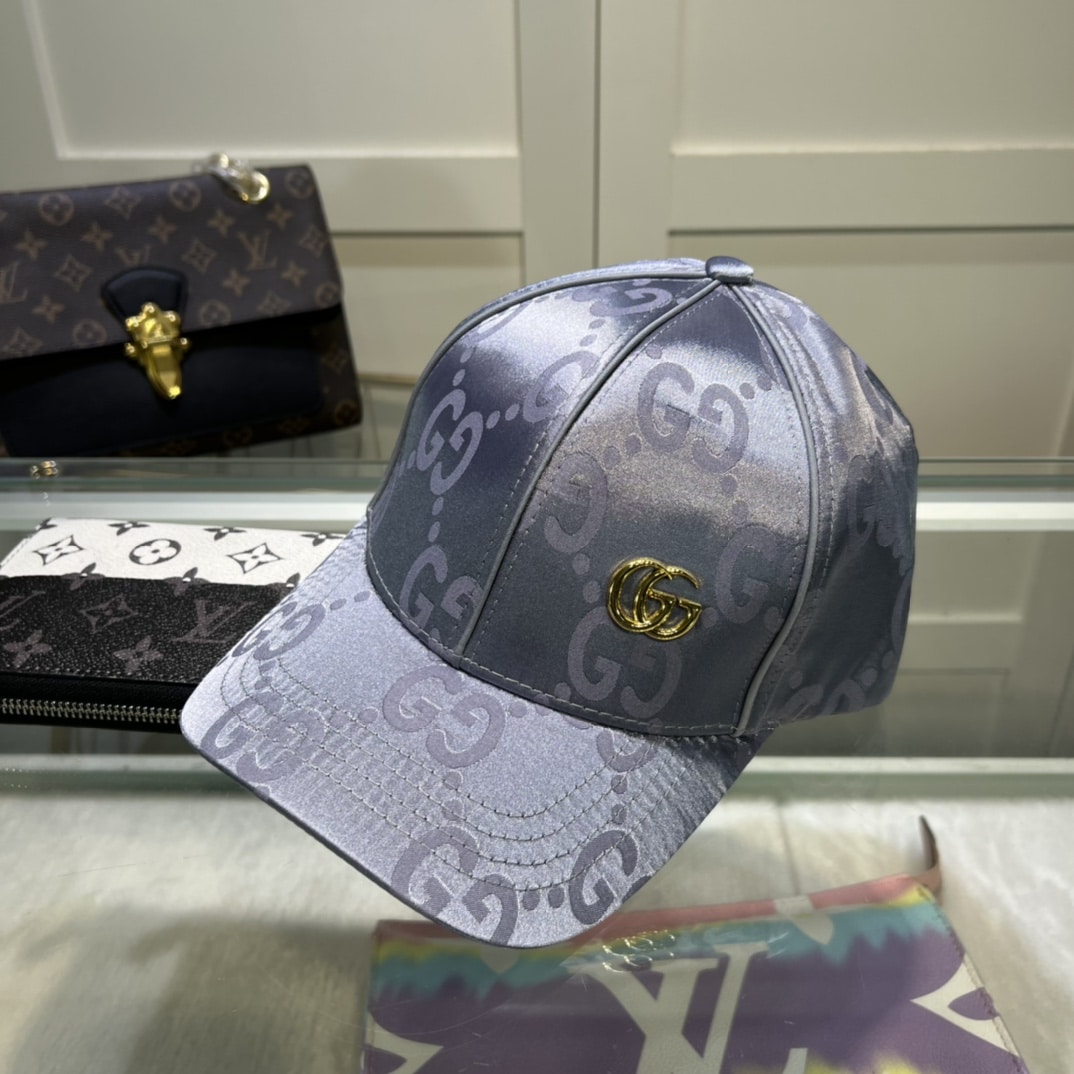 GG GG MONOGRAM GOLD LOGO BASEBALL CAP GREY