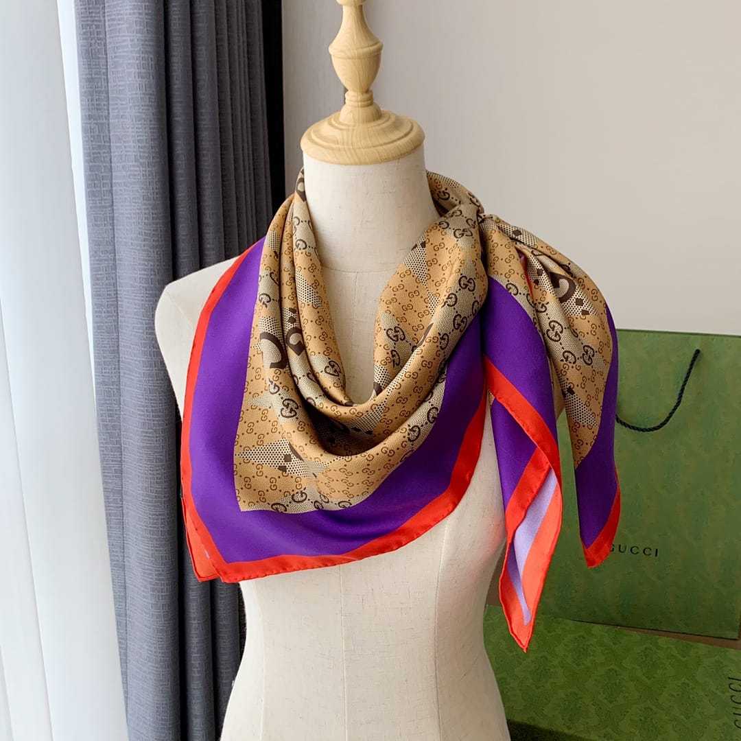 GG GG PATCHWORK BACKGAMMON PRINT SCARF ‎721265 3G001 9870