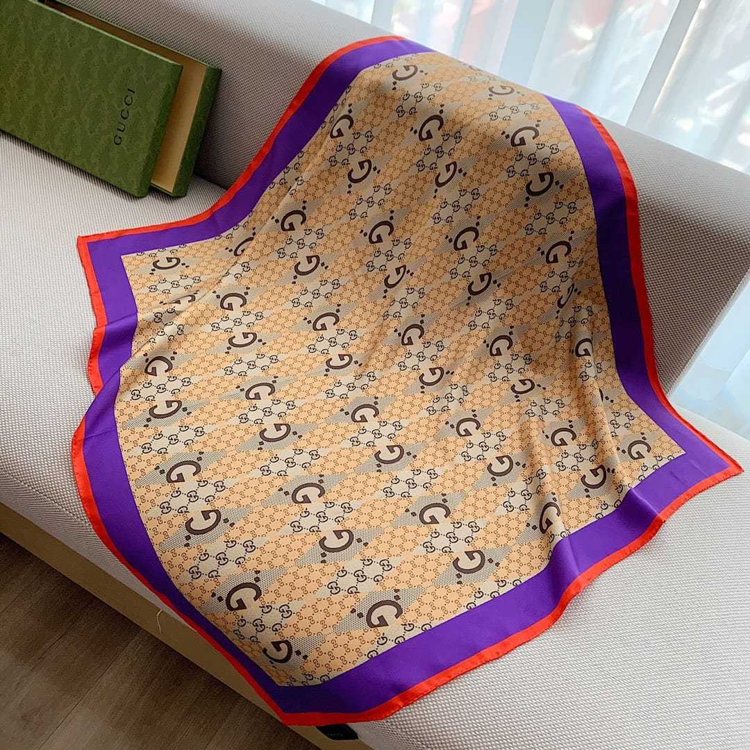 GG GG PATCHWORK BACKGAMMON PRINT SCARF ‎721265 3G001 9870