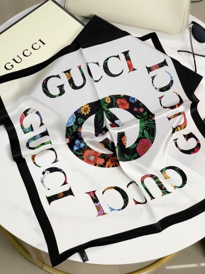 GG FLORA GG VINTAGE LOGO PRINT SCARF 70CM BLACK