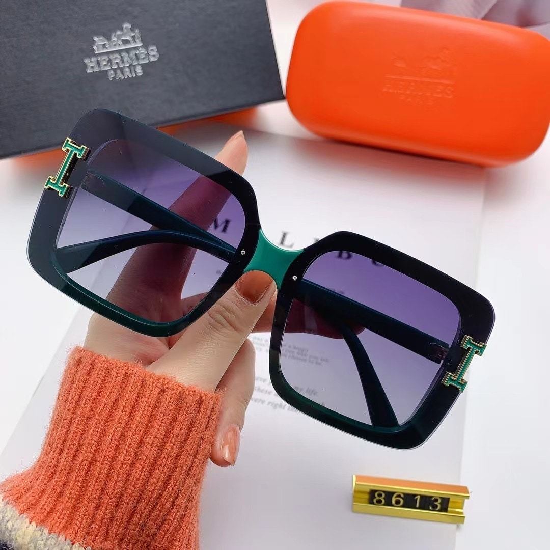 HM SQUARE SUNGLASSES WITH H LOGO GREEN