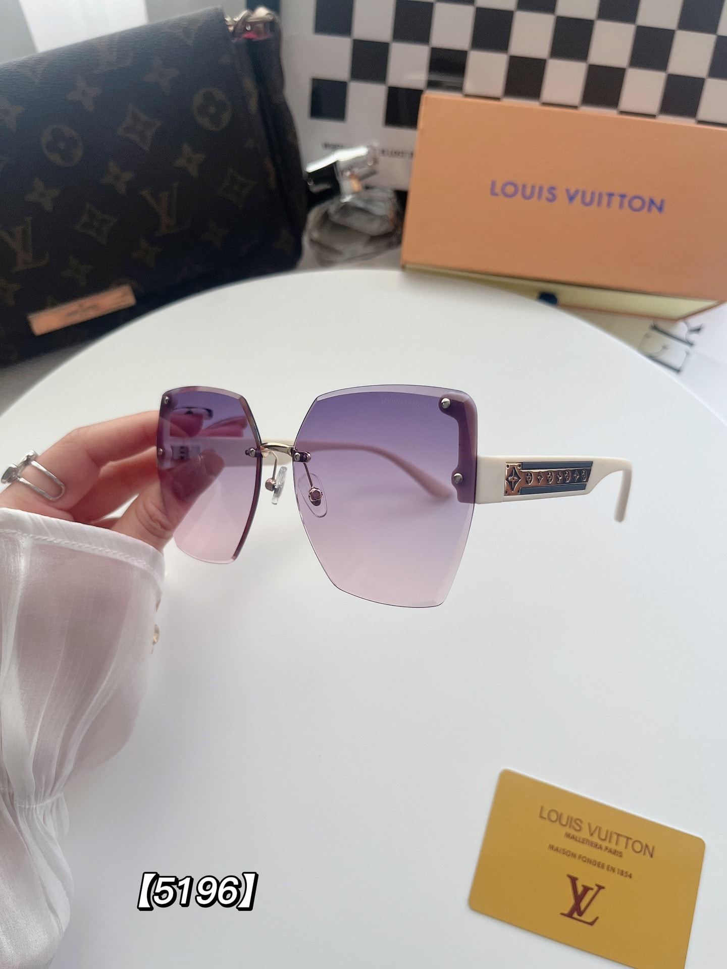 LV RIMLESS GRADIENT WHITE SUNGLASSES