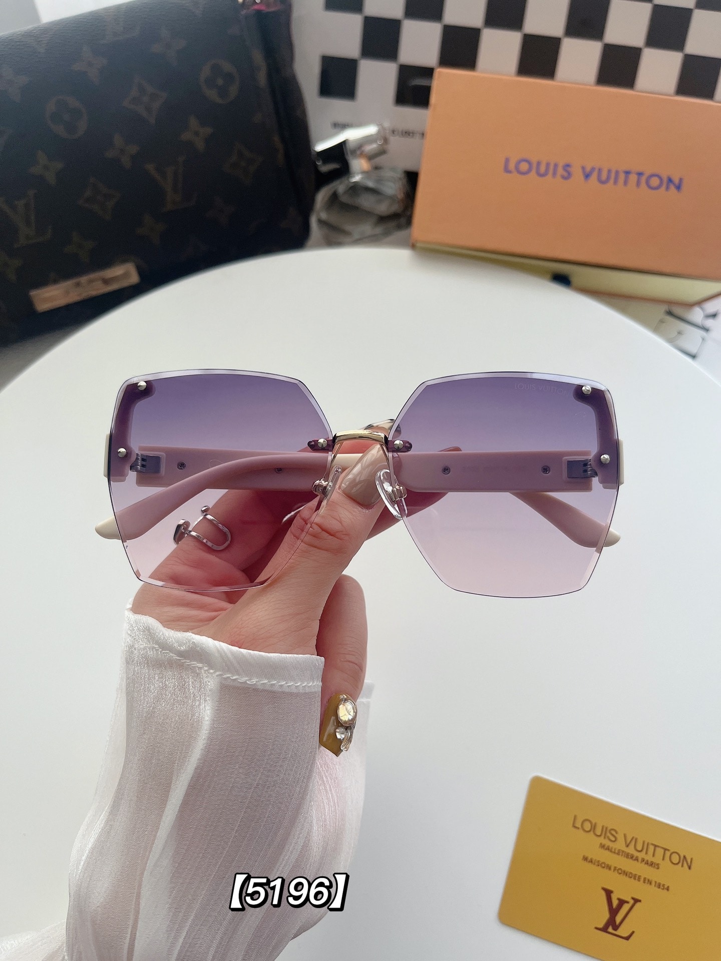 LV RIMLESS GRADIENT WHITE SUNGLASSES