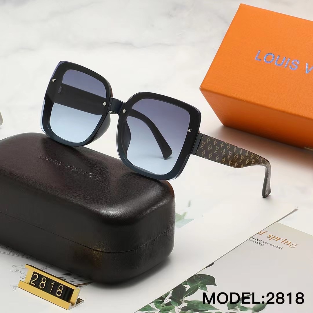 LV GRADIENT BLACK SQUARE SUNGLASSES