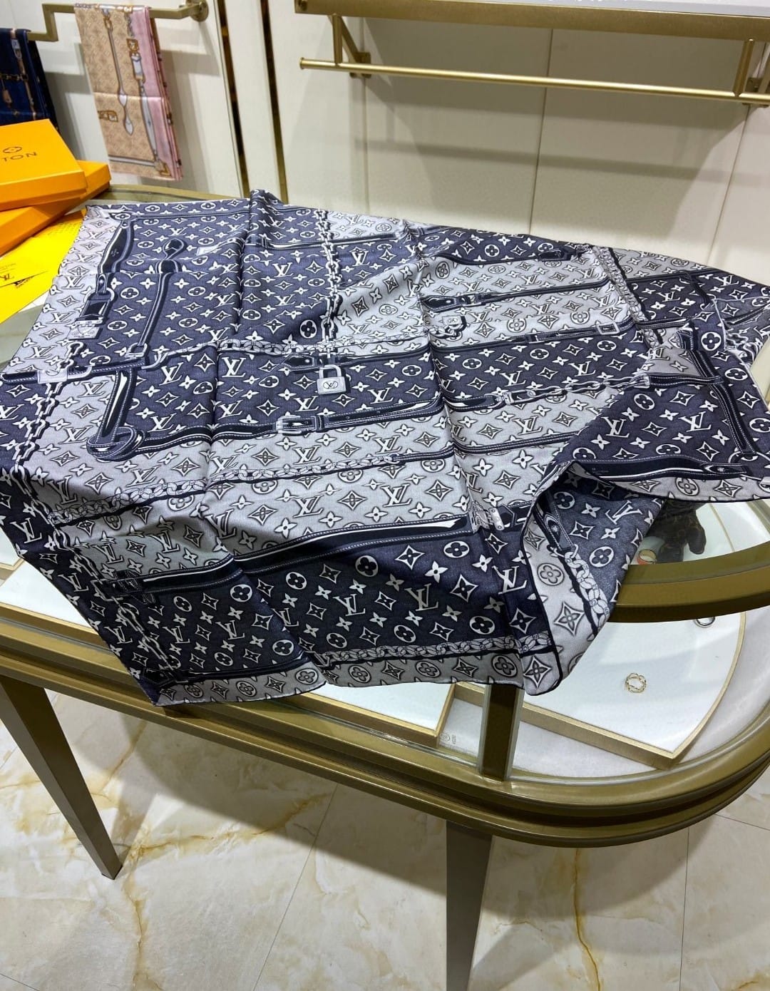 LV DENIMGRAM CONFIDENTIAL SQUARE 90 GREY