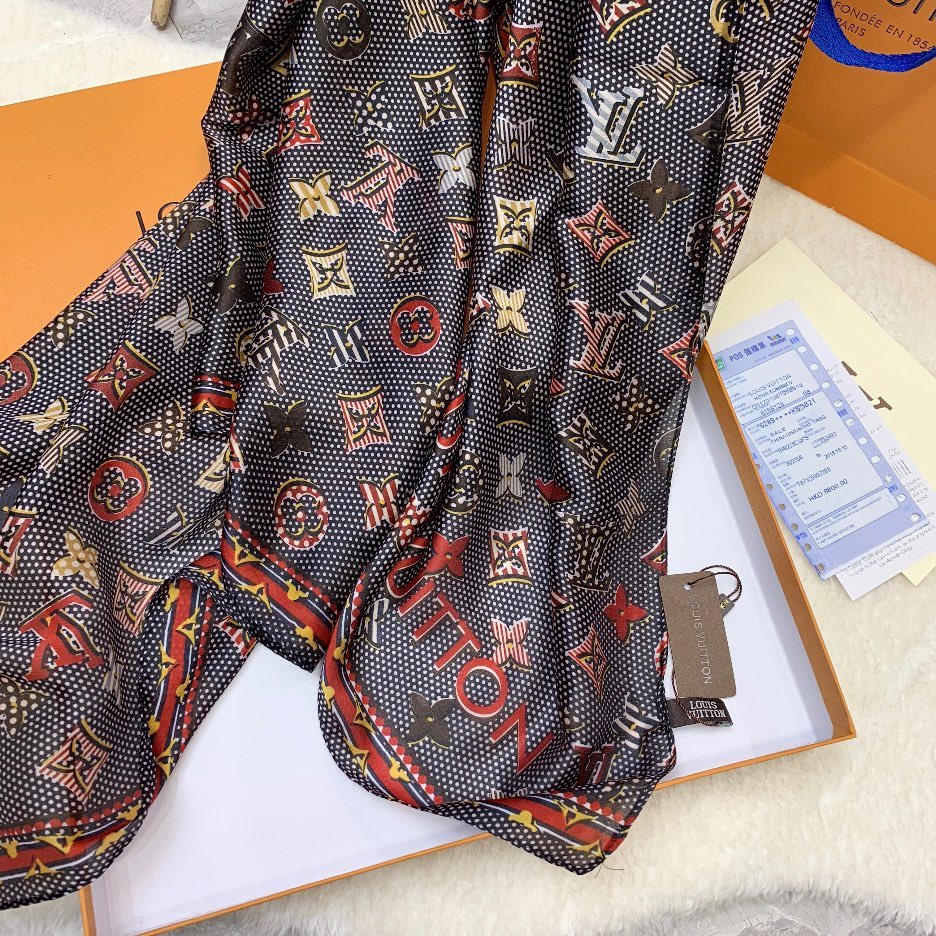LV MONOGRAM DOTS AND STRIPES SCARF BLACK 180CM