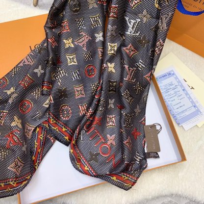 LV MONOGRAM DOTS AND STRIPES SCARF BLACK 180CM