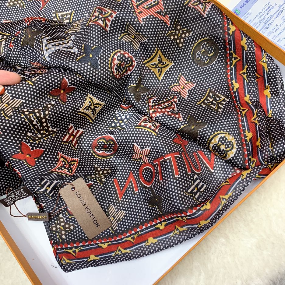 LV MONOGRAM DOTS AND STRIPES SCARF BLACK 180CM