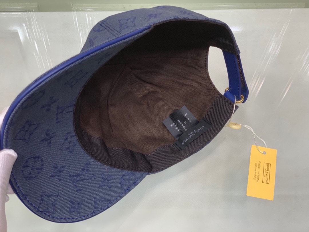 LV MNG ESSENTIAL CAP BLUE M77590