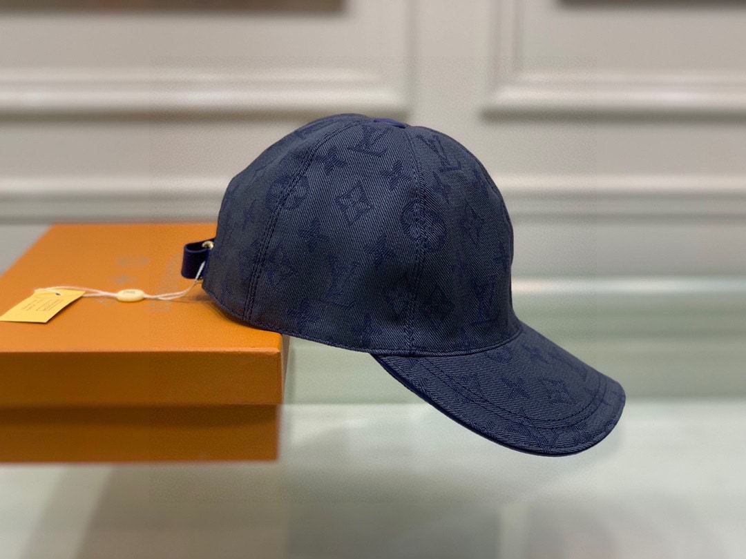 LV MNG ESSENTIAL CAP BLUE M77590