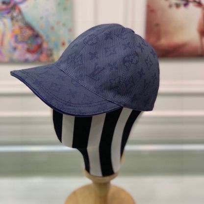 LV MNG ESSENTIAL CAP BLUE M77590