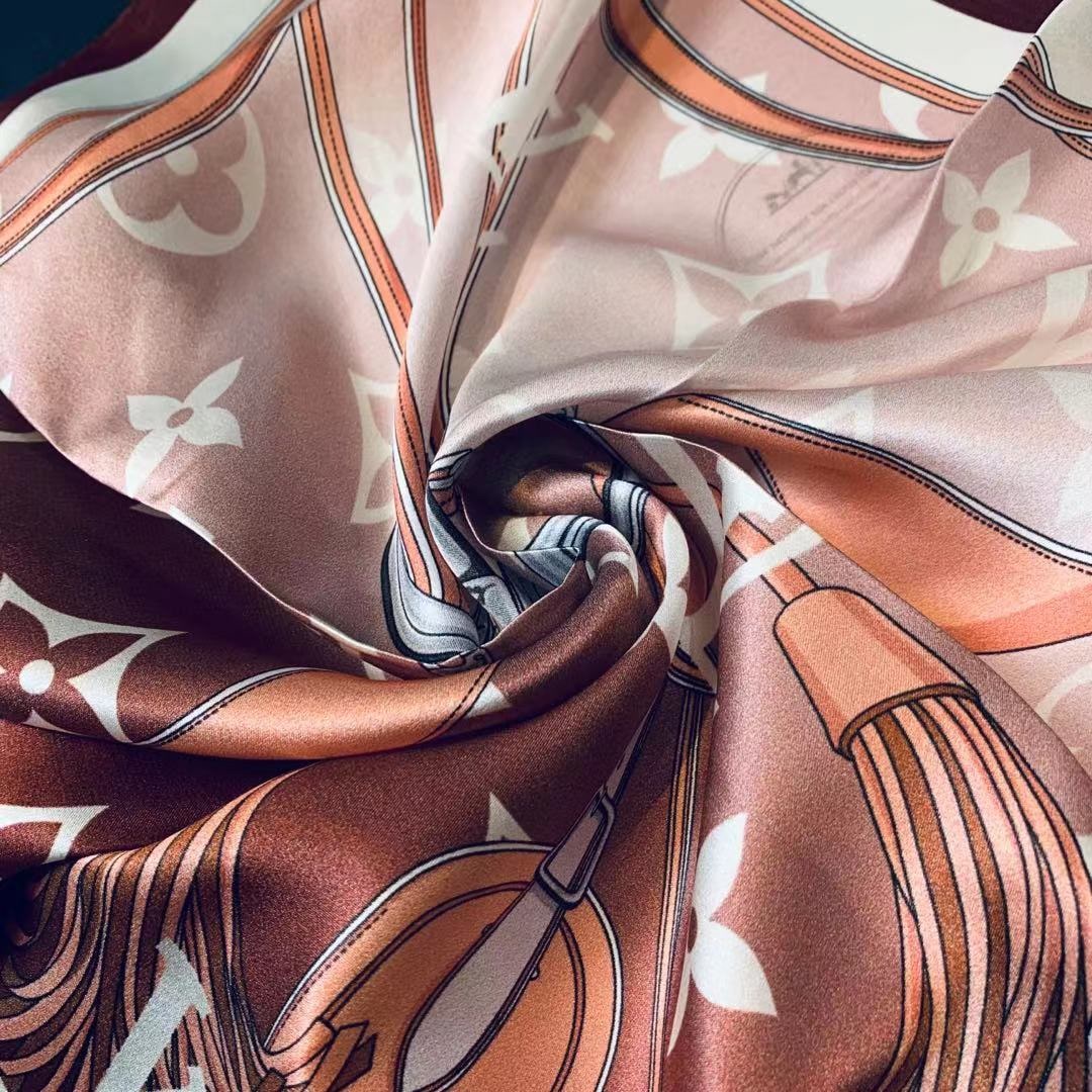 LV STRAPS SQUARE SCARF BROWN