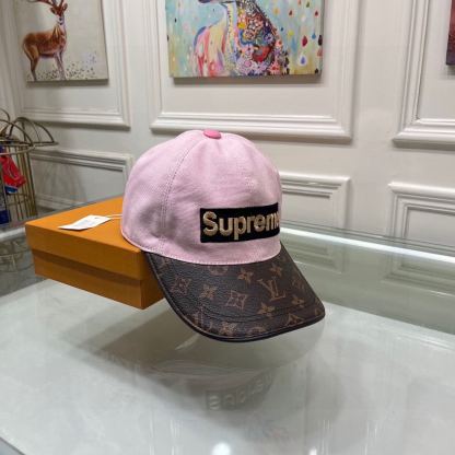LV SUPREME LOGO CAP PINK